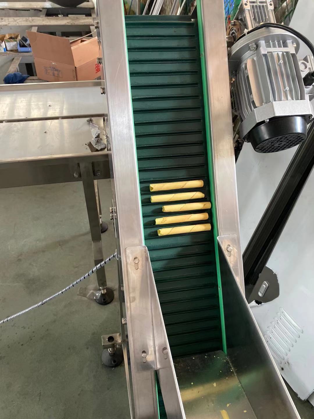 Swiss Roll Egg Roll Wafer Roll Wrapping Packaging machine
